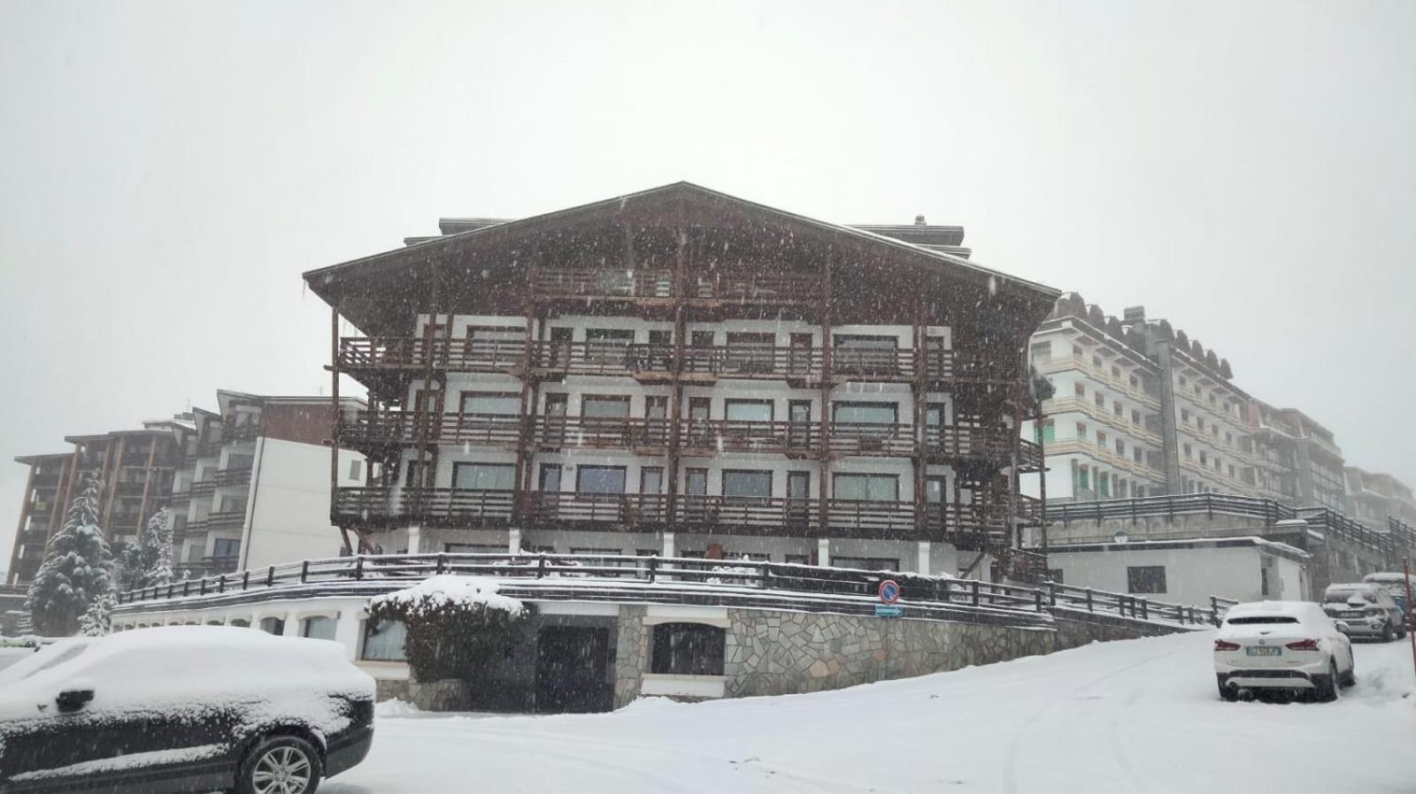 New Condominio Royal Sestriere Exterior photo