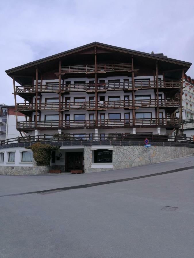 New Condominio Royal Sestriere Exterior photo